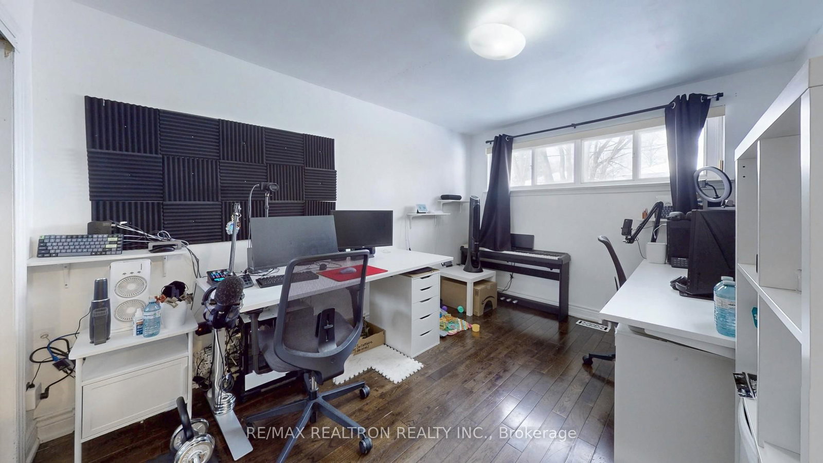 Detached House for sale at 132 Porchester Drive, Toronto, Ontario, M1J 2R7 - Woburn - MLS: E12934680