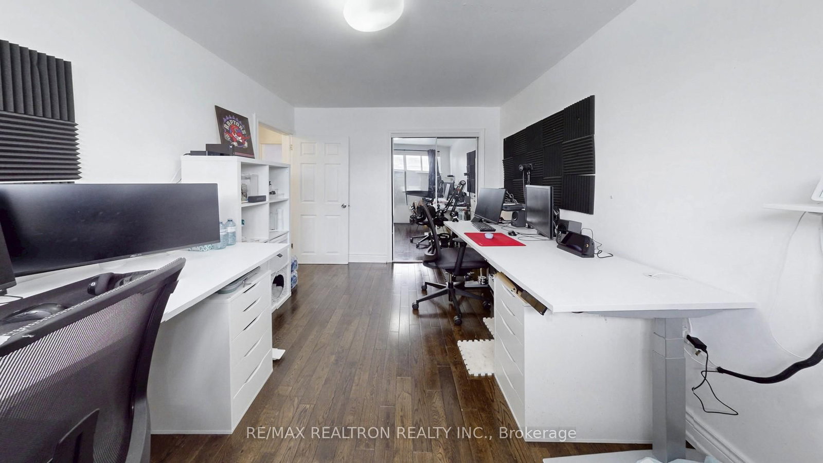 Detached House for sale at 132 Porchester Drive, Toronto, Ontario, M1J 2R7 - Woburn - MLS: E12934680