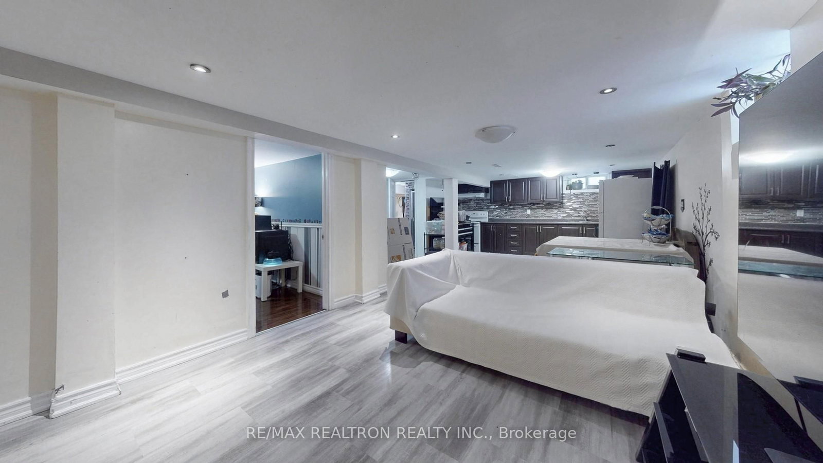 Detached House for sale at 132 Porchester Drive, Toronto, Ontario, M1J 2R7 - Woburn - MLS: E12934680