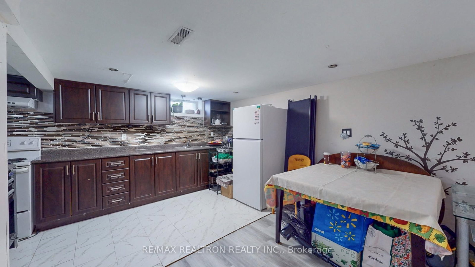 Detached House for sale at 132 Porchester Drive, Toronto, Ontario, M1J 2R7 - Woburn - MLS: E12934680