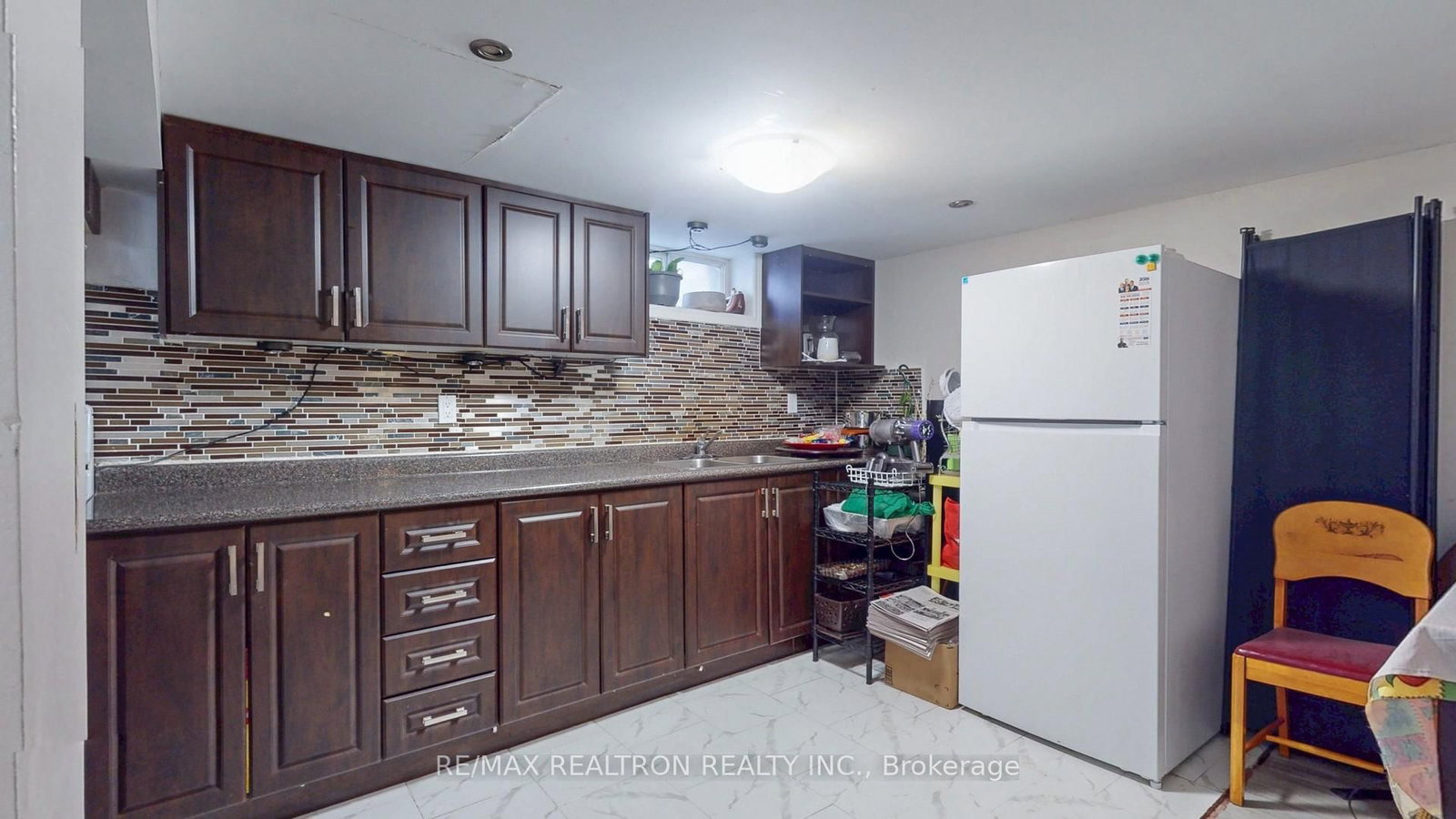 Detached House for sale at 132 Porchester Drive, Toronto, Ontario, M1J 2R7 - Woburn - MLS: E12934680