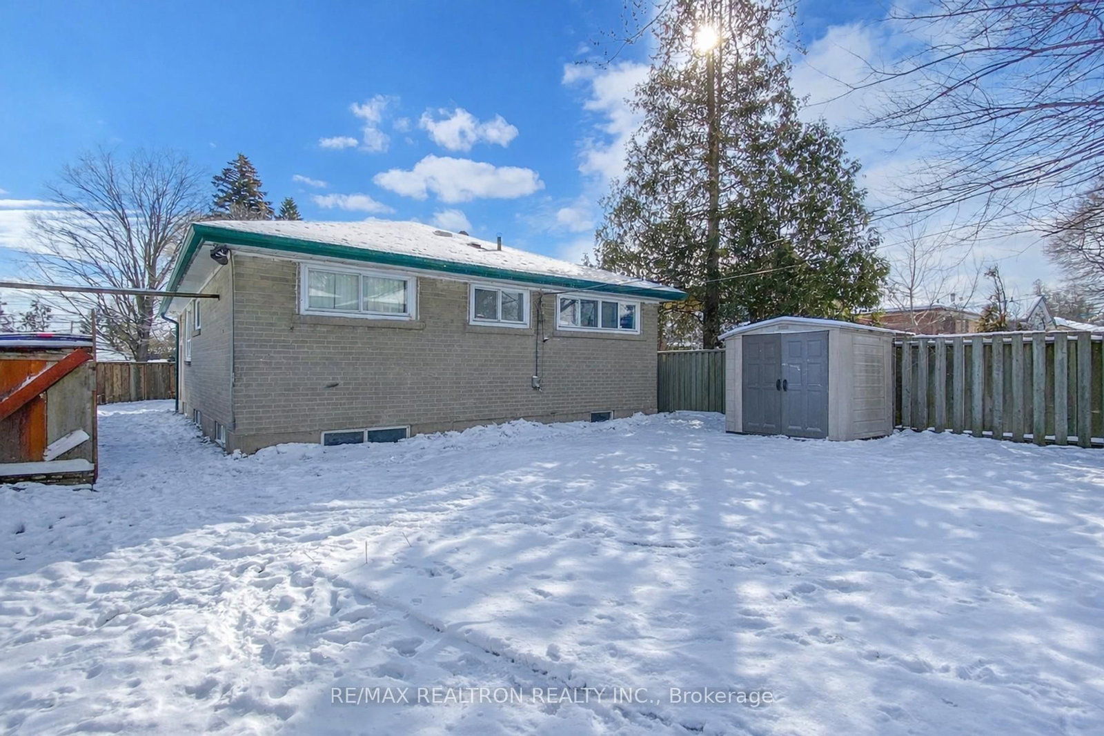 Detached House for sale at 132 Porchester Drive, Toronto, Ontario, M1J 2R7 - Woburn - MLS: E12934680