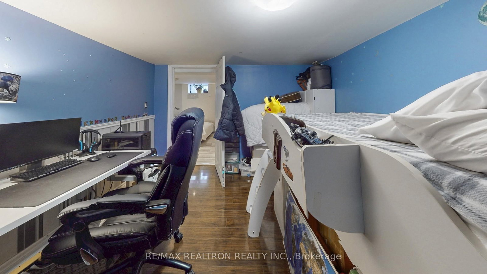 Detached House for sale at 132 Porchester Drive, Toronto, Ontario, M1J 2R7 - Woburn - MLS: E12934680