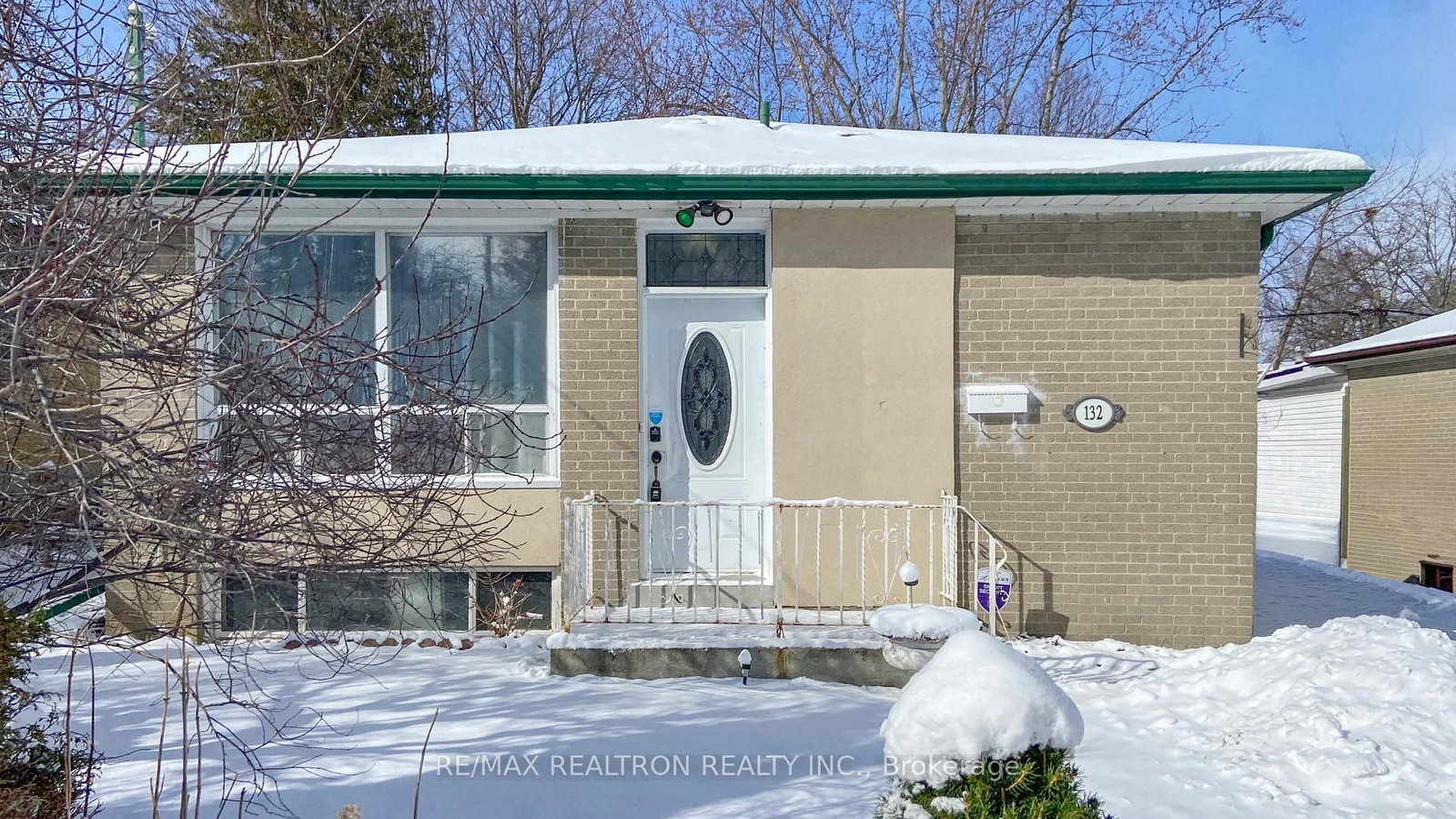Detached House for sale at 132 Porchester Drive, Toronto, Ontario, M1J 2R7 - Woburn - MLS: E12934680