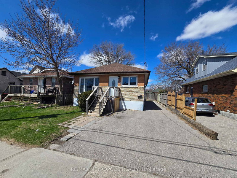 home for sale on 238 Toronto Avenue