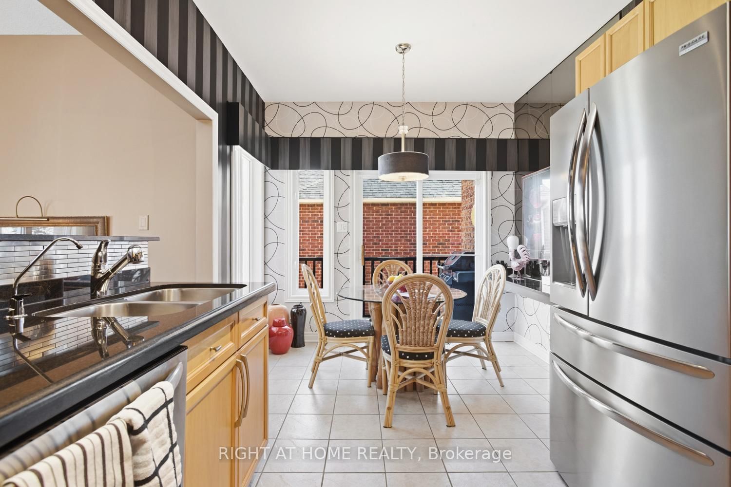 Detached House for sale at 303 WATERBURY Crescent, Scugog, Ontario, L9L 1S5 - Port Perry - MLS: E12935132