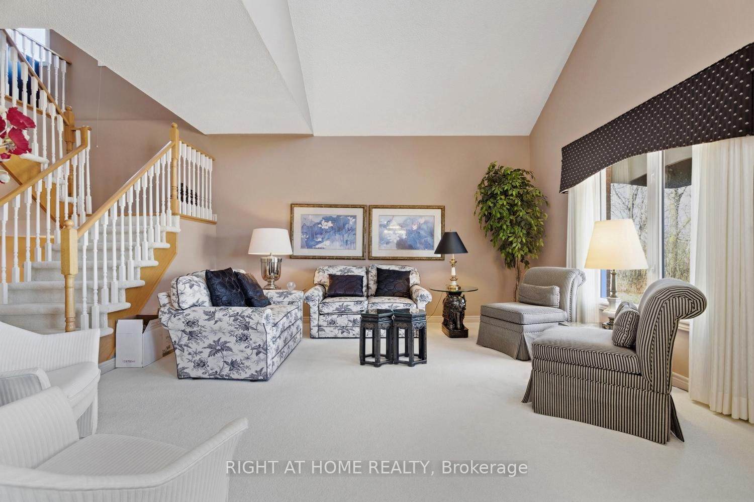 Detached House for sale at 303 WATERBURY Crescent, Scugog, Ontario, L9L 1S5 - Port Perry - MLS: E12935132