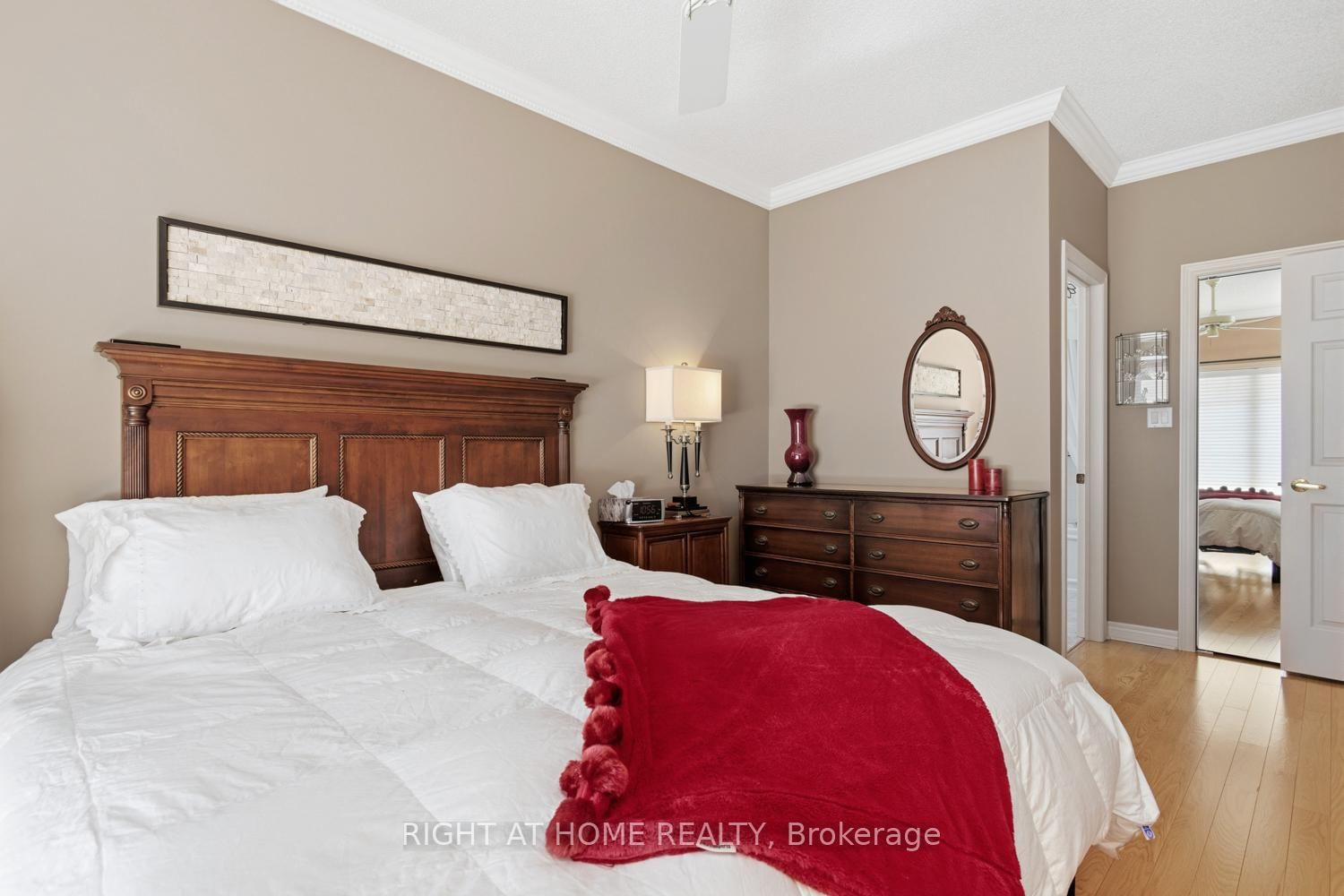 Detached House for sale at 303 WATERBURY Crescent, Scugog, Ontario, L9L 1S5 - Port Perry - MLS: E12935132