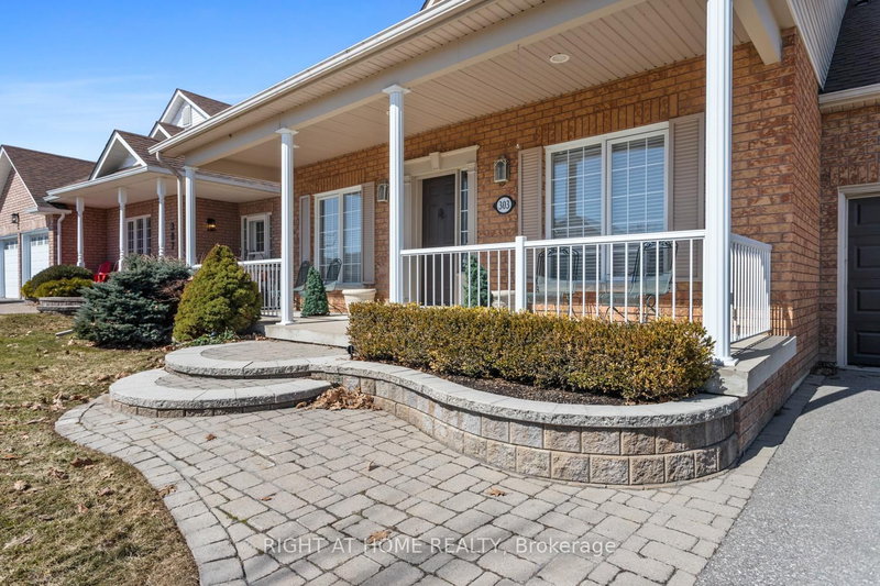 303 WATERBURY Cres, Scugog, L9L 1S5 | Image 3