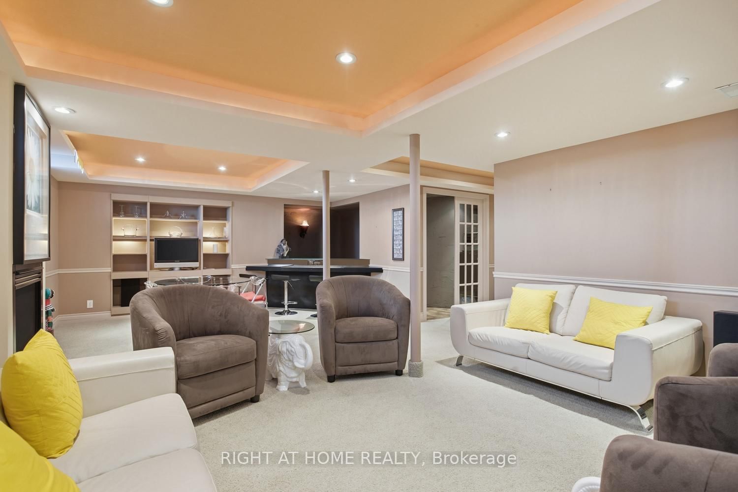 Detached House for sale at 303 WATERBURY Crescent, Scugog, Ontario, L9L 1S5 - Port Perry - MLS: E12935132