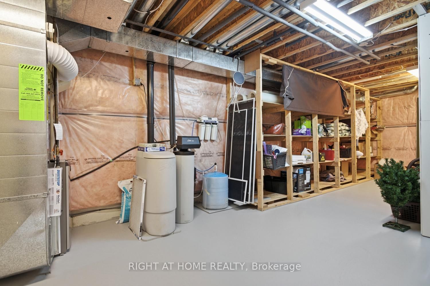 Detached House for sale at 303 WATERBURY Crescent, Scugog, Ontario, L9L 1S5 - Port Perry - MLS: E12935132