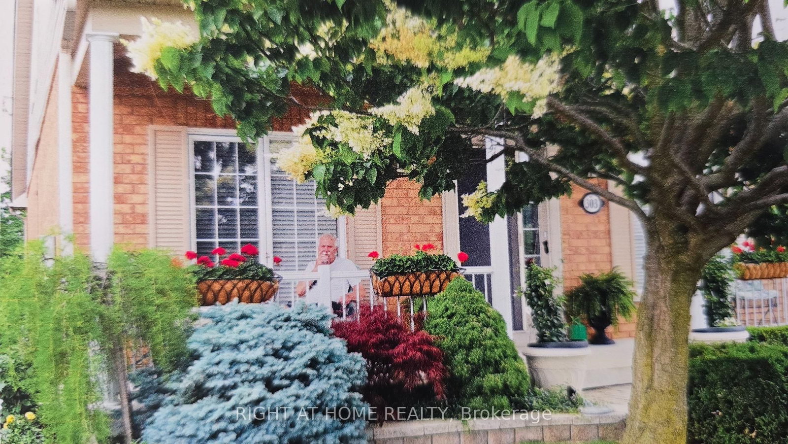 Detached House for sale at 303 WATERBURY Crescent, Scugog, Ontario, L9L 1S5 - Port Perry - MLS: E12935132