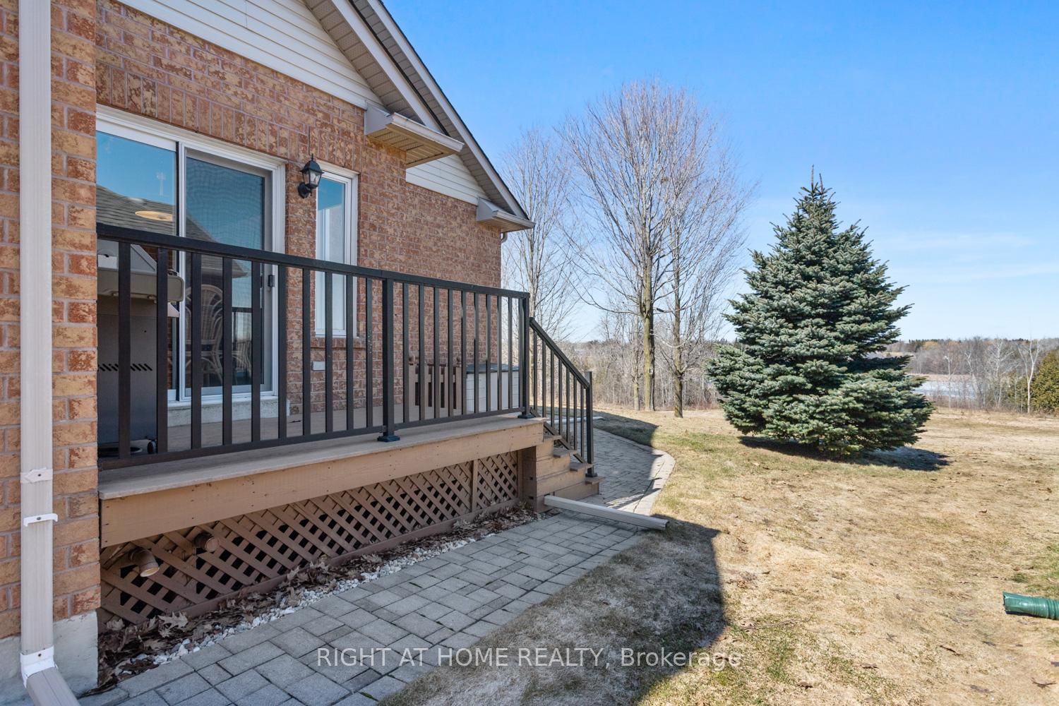 Detached House for sale at 303 WATERBURY Crescent, Scugog, Ontario, L9L 1S5 - Port Perry - MLS: E12935132