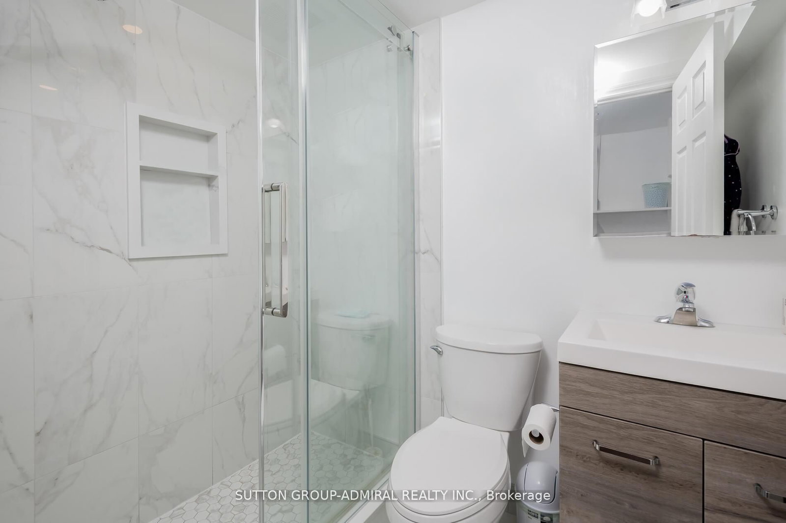 1300 Oxford Street, Unit 45 - Photo 18