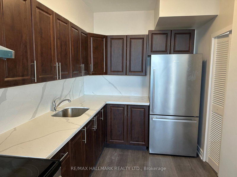 1009 - 2245 Eglinton Ave E, Toronto, M1K 2N3 | Image 2