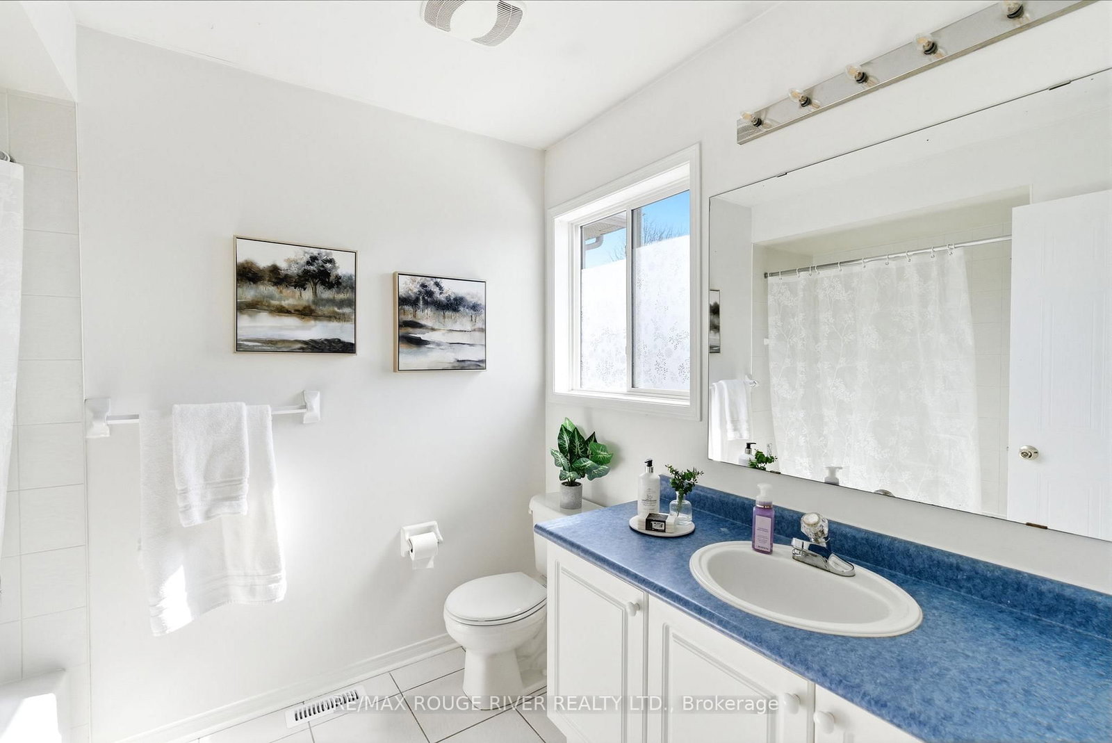 Detached House for sale at 82 Havenwood Place, Whitby, Ontario, L1N 9V7 - Port Whitby - MLS: E12935476