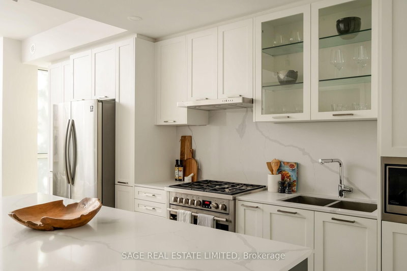 Th01 - 1331 Queen St E, Toronto, M4L 0B1 | Image 3