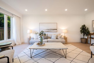 85 La Peer Boulevard