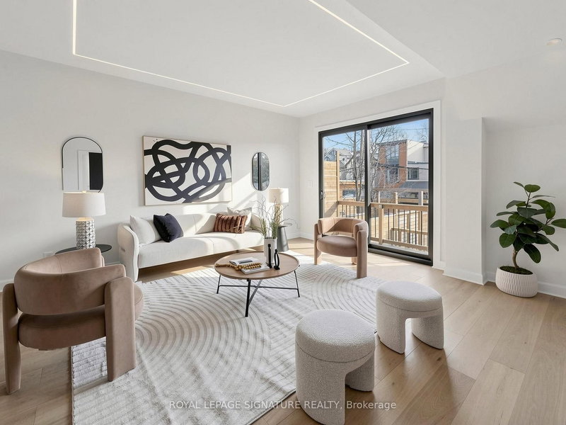 149 Victor Ave, Toronto, M4K 1A9 | Image 3