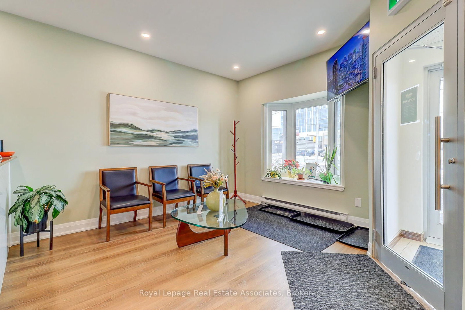 179 King Street E - Photo 10