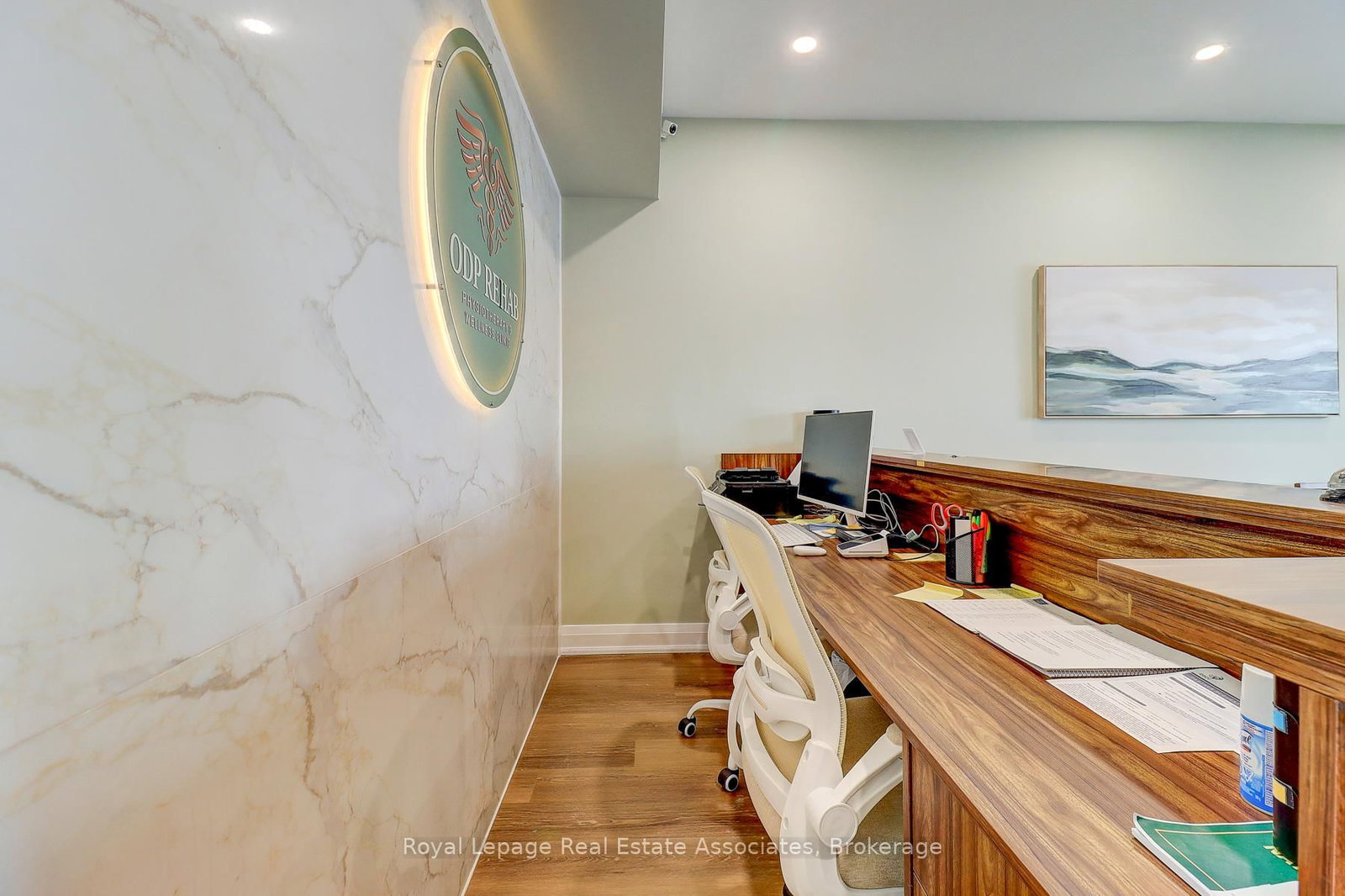 179 King Street E - Photo 11