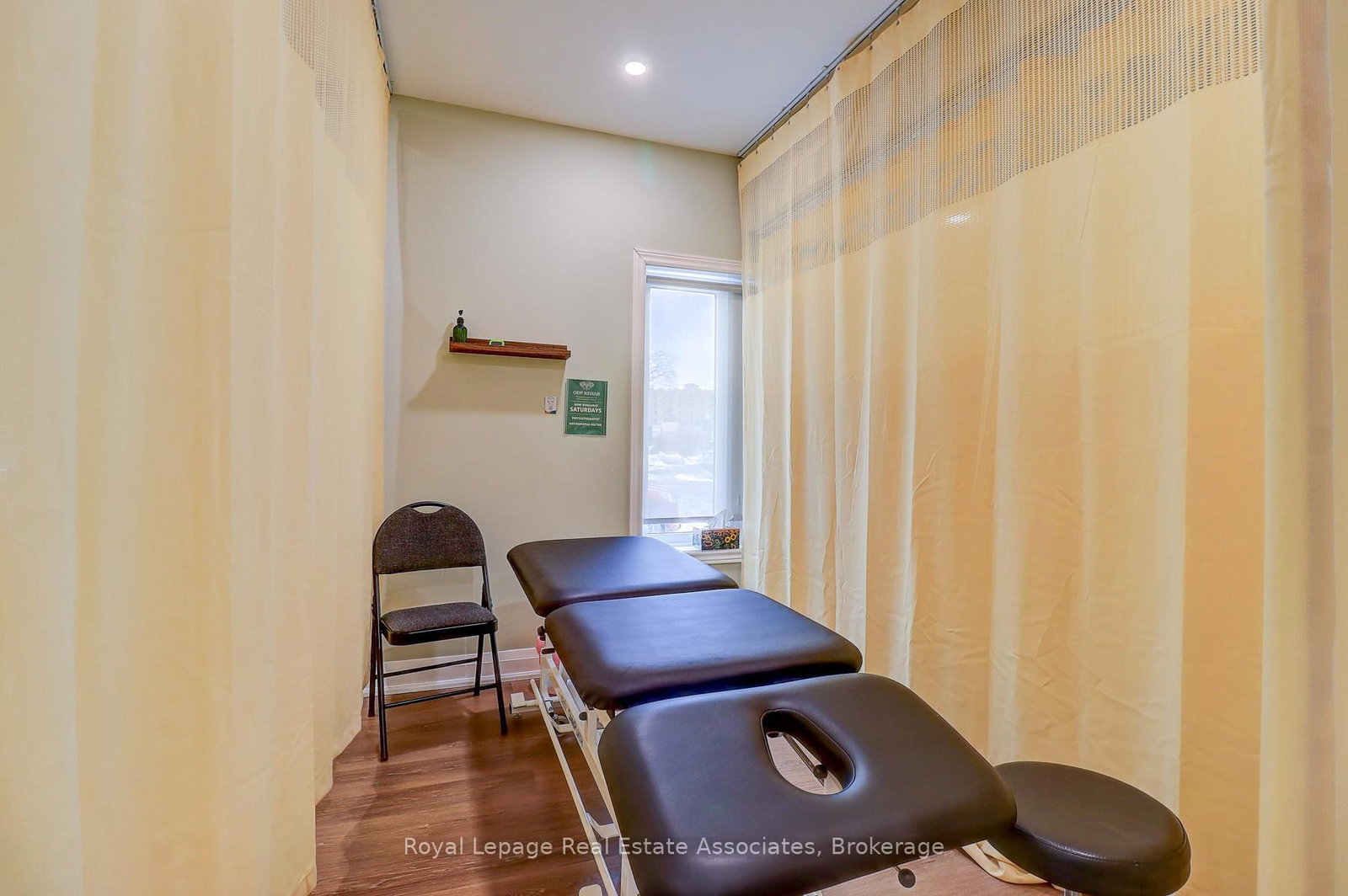 179 King Street E - Photo 29