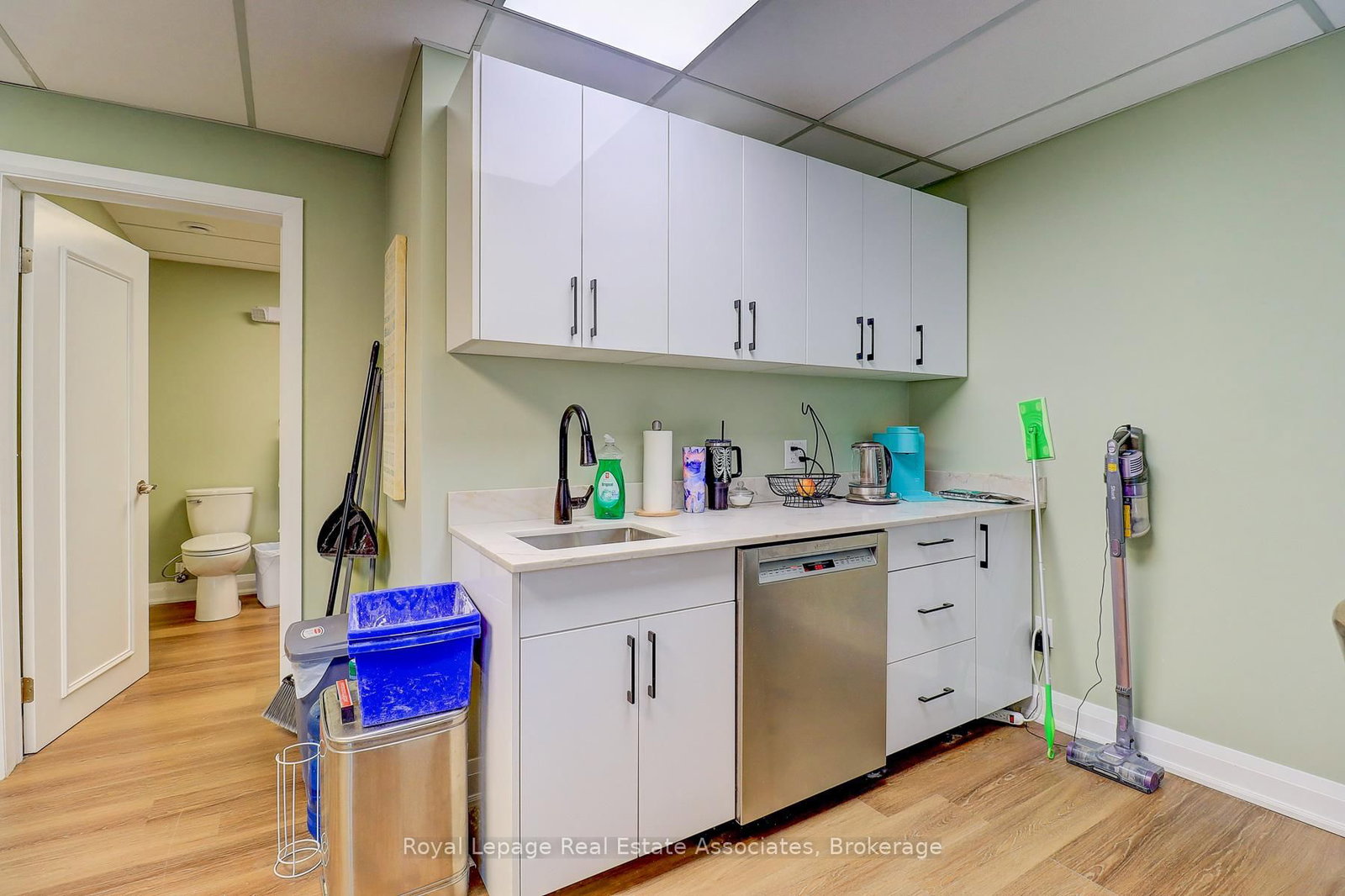 179 King Street E - Photo 39