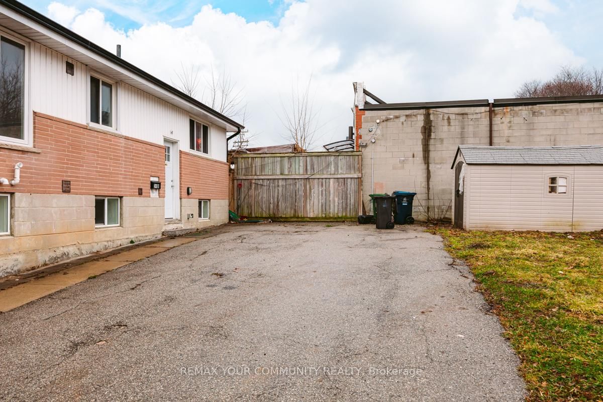 Detached House for lease at LOWER LEVEL-240 Markham Road, Toronto, Ontario, M1J 3C2 - Scarborough Village - MLS: E12936604