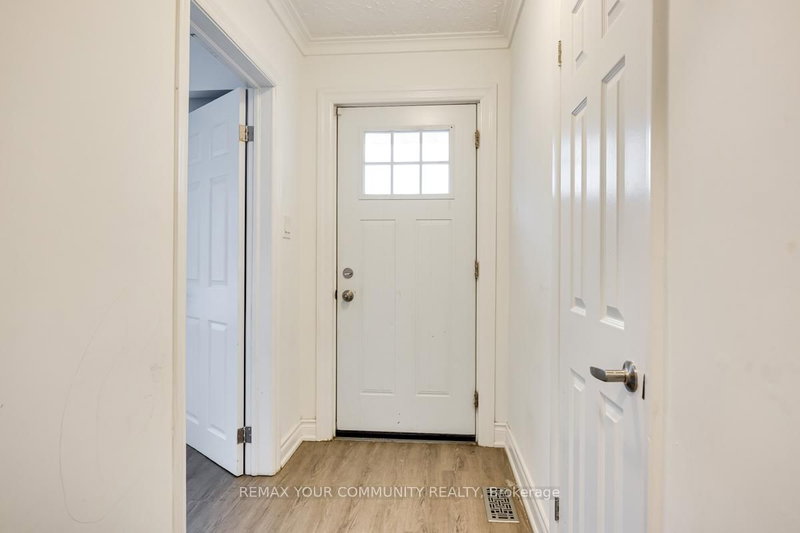 ENTIRE PROPERTY - 240 Markham Rd, Toronto, M1J 3C2 | Image 2