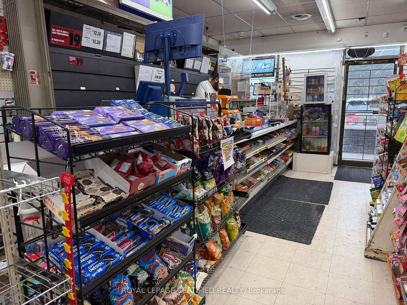 3871 Lawrence Ave E, Toronto, M1G 1R2 | Image 2