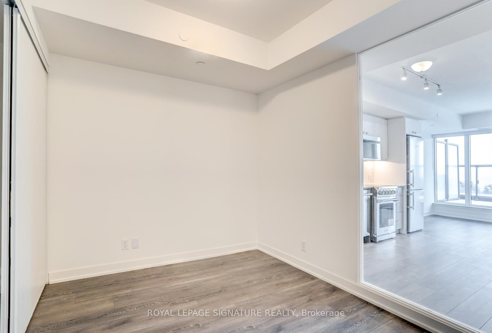 Condo for sale at 814-2 Manderley Drive, Toronto, Ontario, M1N 0C7 - Birchcliffe-Cliffside - MLS: E12936906