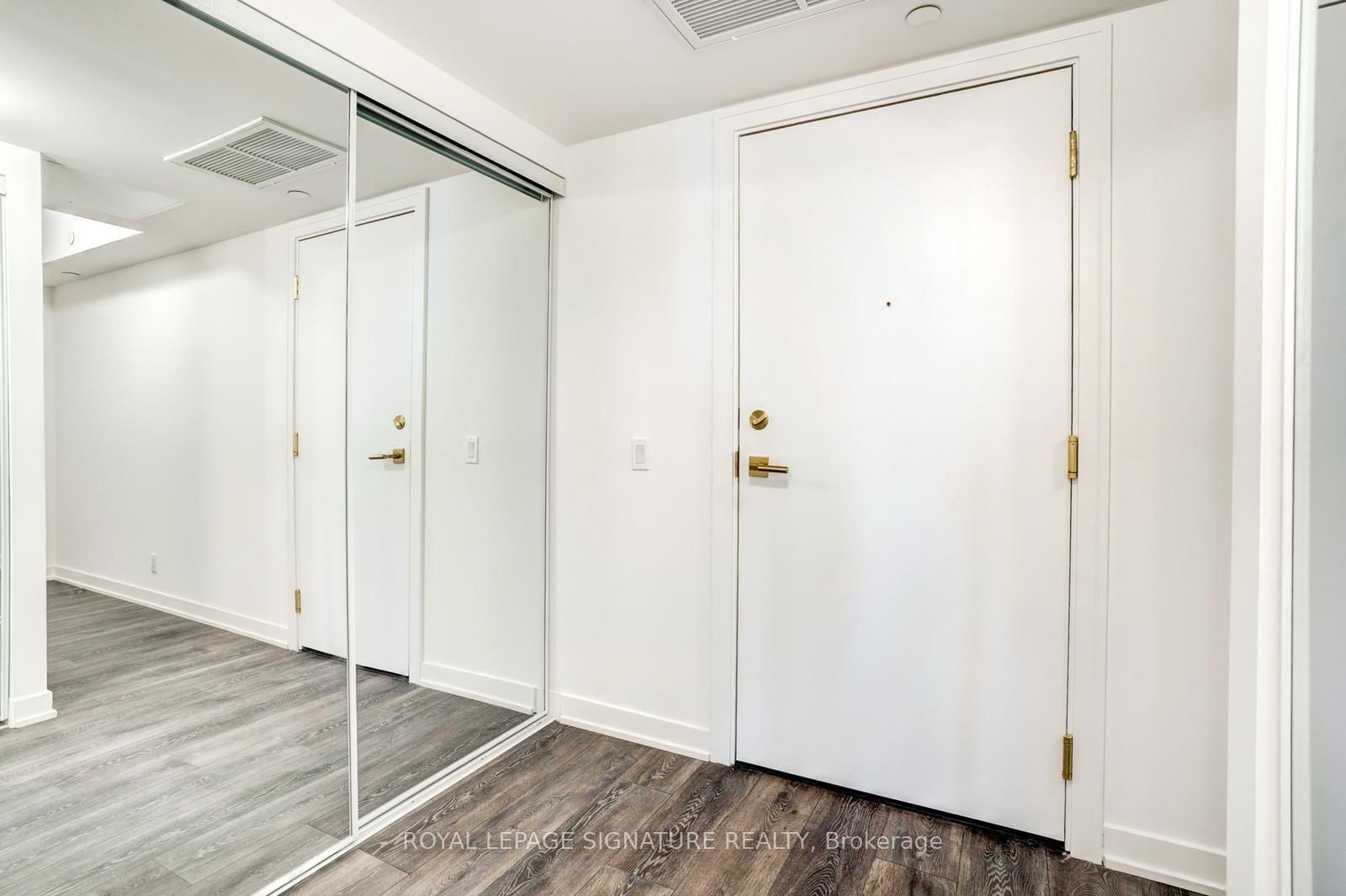 Condo for sale at 814-2 Manderley Drive, Toronto, Ontario, M1N 0C7 - Birchcliffe-Cliffside - MLS: E12936906