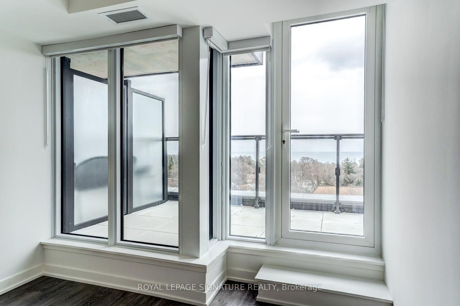 Condo for sale at 814-2 Manderley Drive, Toronto, Ontario, M1N 0C7 - Birchcliffe-Cliffside - MLS: E12936906