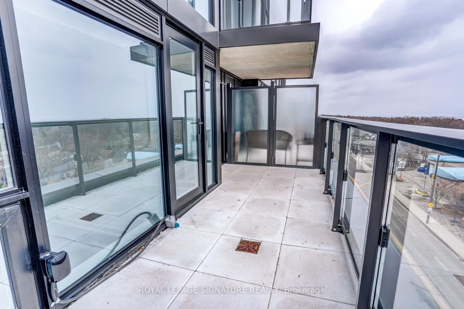 Condo for sale at 814-2 Manderley Drive, Toronto, Ontario, M1N 0C7 - Birchcliffe-Cliffside - MLS: E12936906