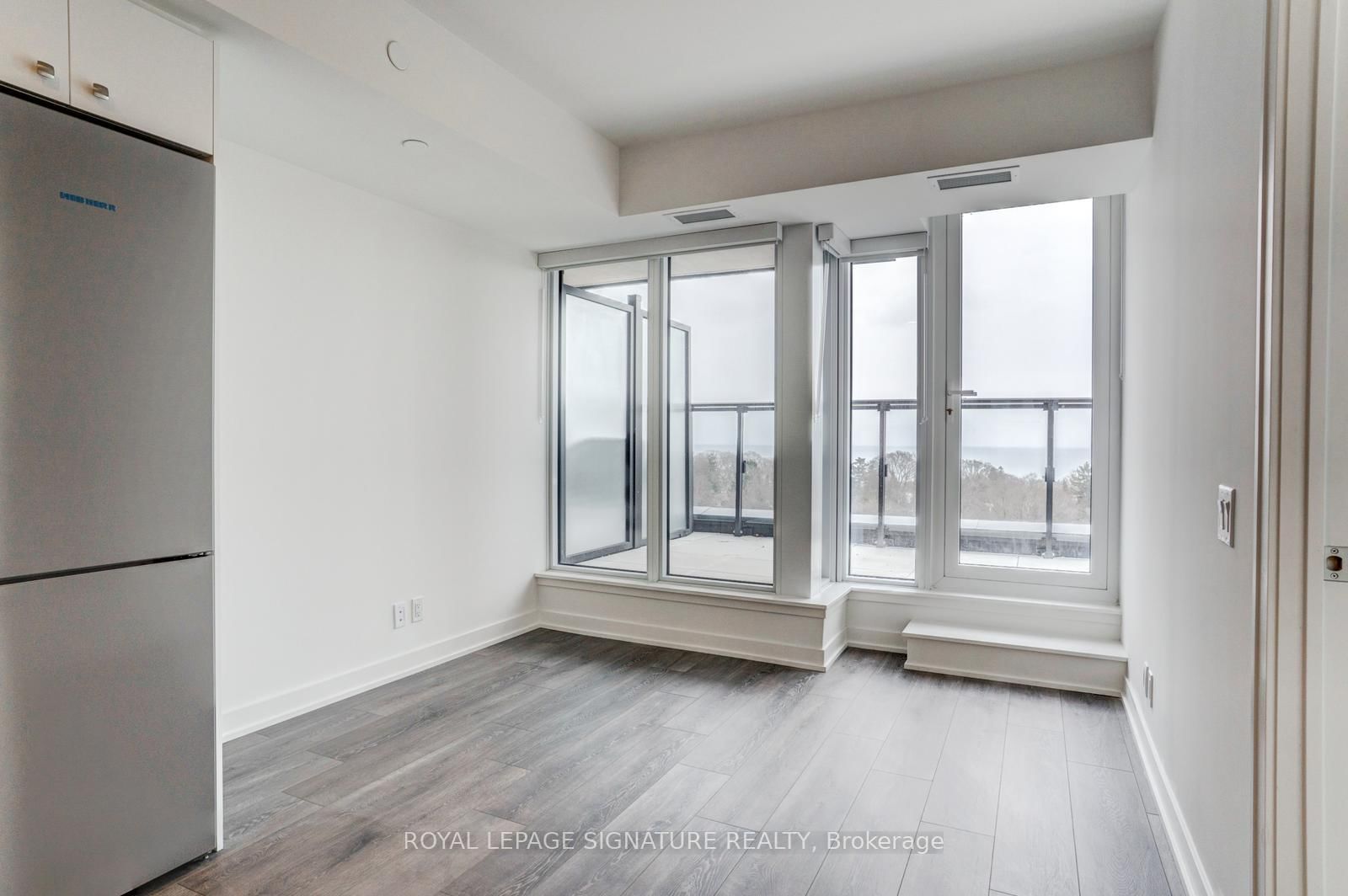 Condo for sale at 814-2 Manderley Drive, Toronto, Ontario, M1N 0C7 - Birchcliffe-Cliffside - MLS: E12936906