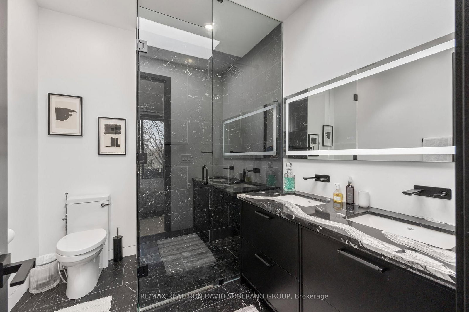 Detached House for sale at 90 East Lynn Avenue, Toronto, Ontario, M4C 3X2 - Woodbine Corridor - MLS: E12936918