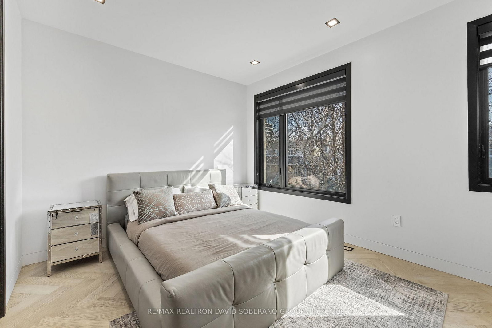 Detached House for sale at 90 East Lynn Avenue, Toronto, Ontario, M4C 3X2 - Woodbine Corridor - MLS: E12936918