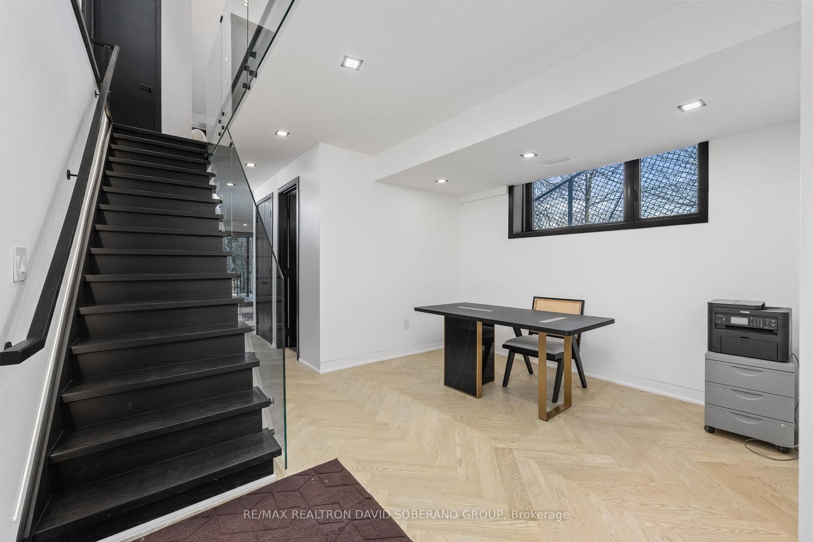 Detached House for sale at 90 East Lynn Avenue, Toronto, Ontario, M4C 3X2 - Woodbine Corridor - MLS: E12936918