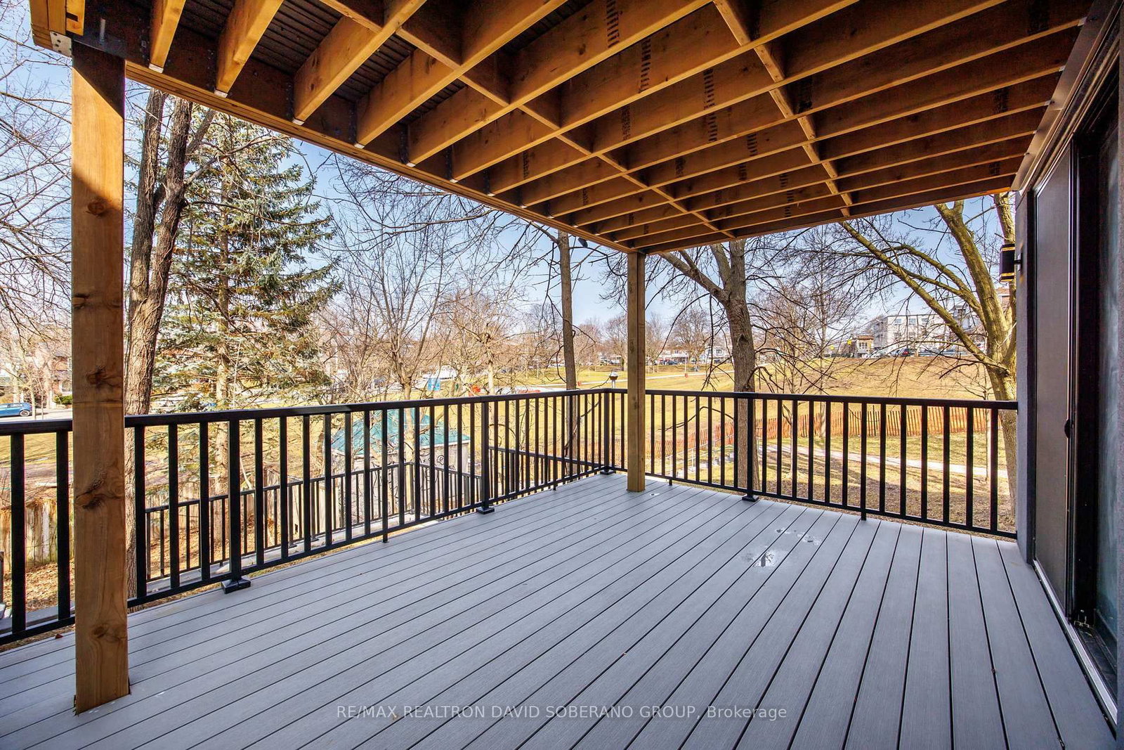 Detached House for sale at 90 East Lynn Avenue, Toronto, Ontario, M4C 3X2 - Woodbine Corridor - MLS: E12936918