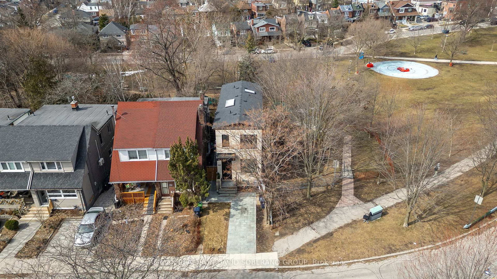 Detached House for sale at 90 East Lynn Avenue, Toronto, Ontario, M4C 3X2 - Woodbine Corridor - MLS: E12936918