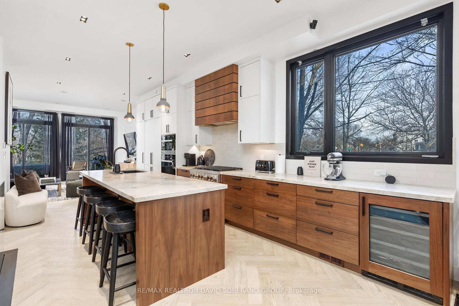 Detached House for sale at 90 East Lynn Avenue, Toronto, Ontario, M4C 3X2 - Woodbine Corridor - MLS: E12936918