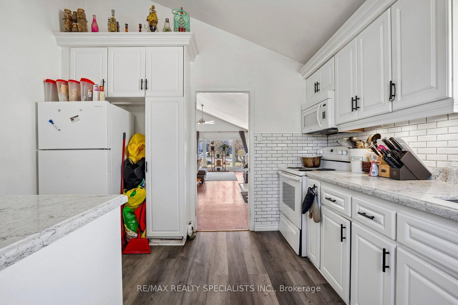 Detached House for sale at 71 Orton Park Road, Toronto, Ontario, M1G 3G7 - Morningside - MLS: E12937384