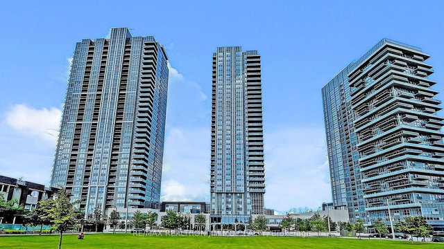 808 - 255 Village Green Square