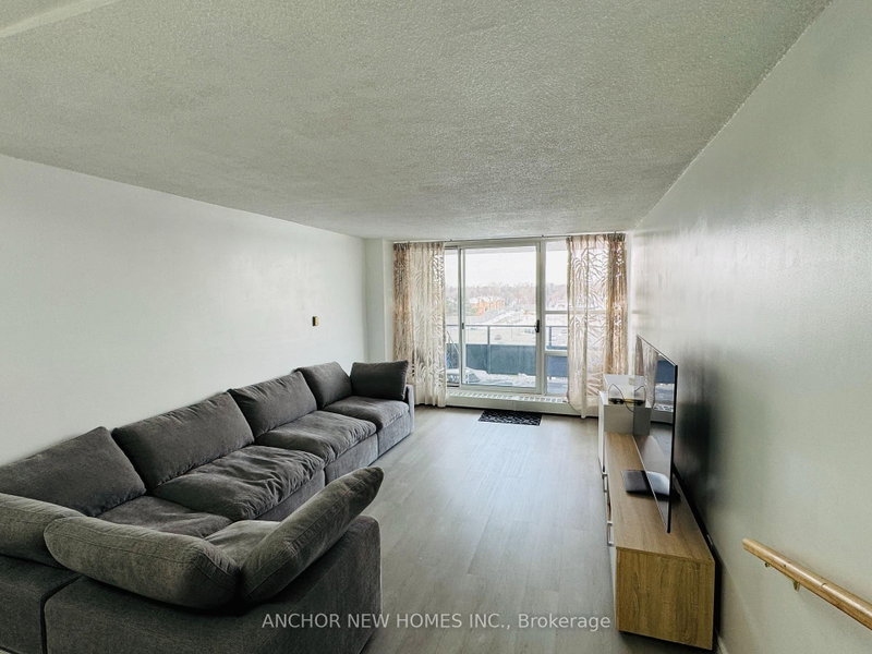 704 - 4101 Sheppard Avenue E