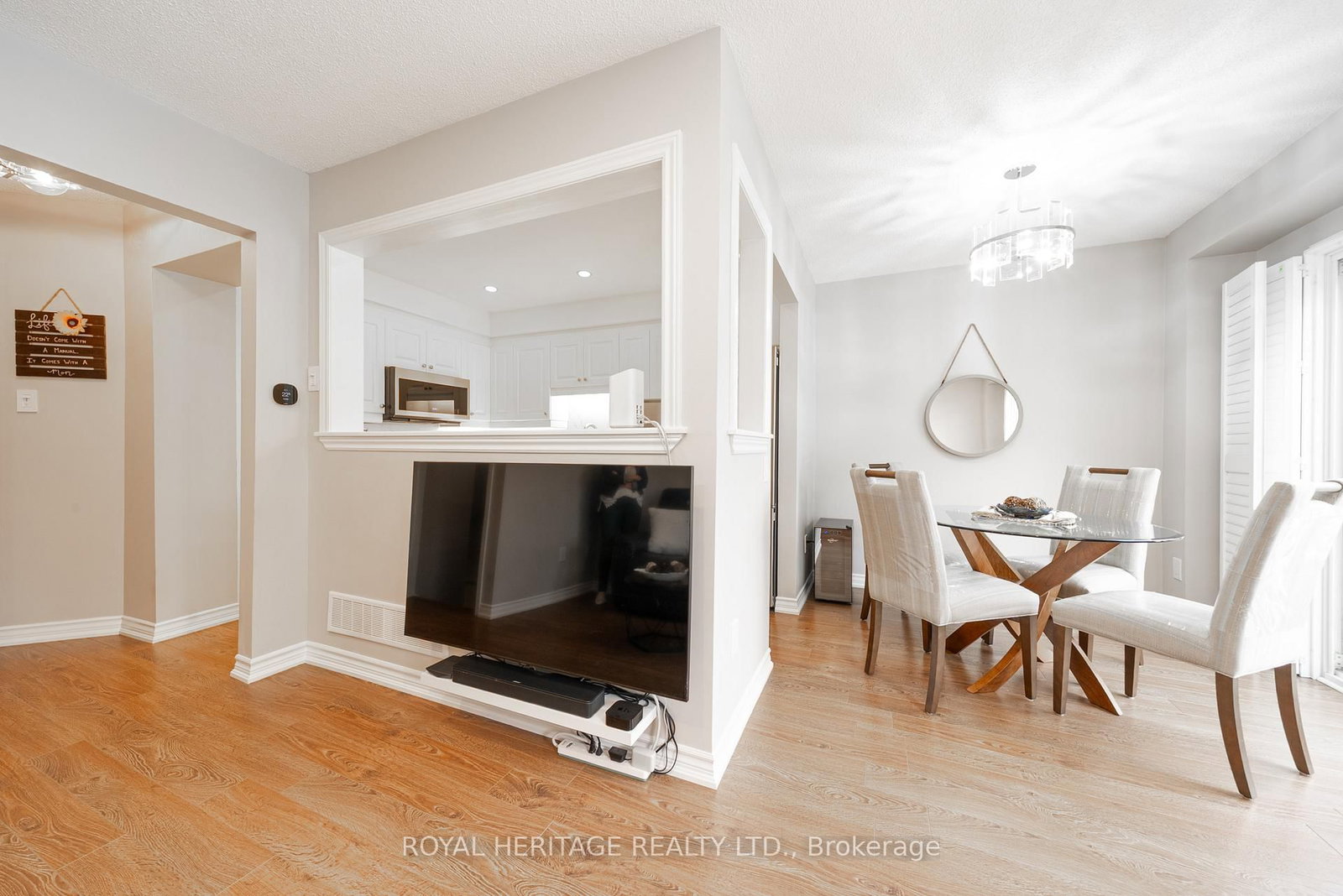 Townhouse for sale at 201-10 Bassett Boulevard, Whitby, Ontario, L1N 9C8 - Pringle Creek - MLS: E12938210