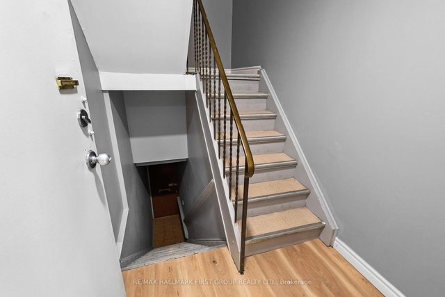 2nd Floor - 608 Gerrard Street