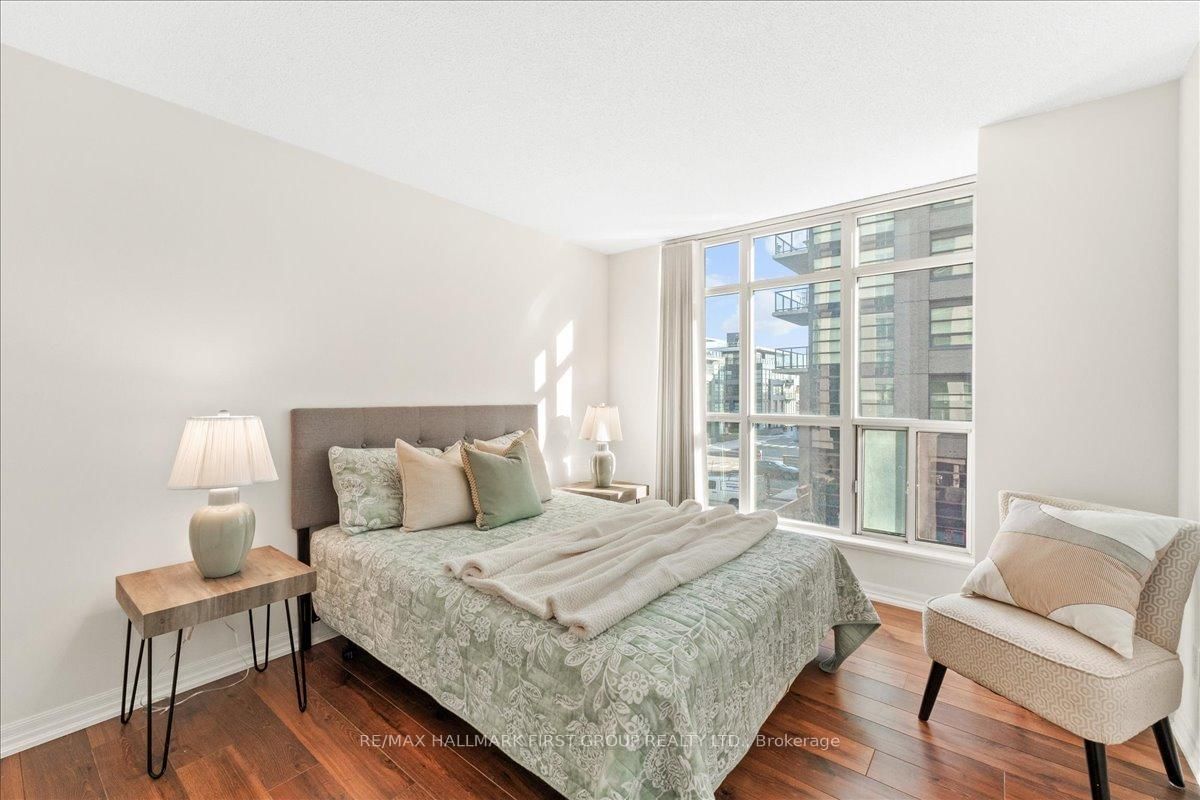 Condo for sale at 303-1600 Charles Street, Whitby, Ontario, L1N 0G4 - Port Whitby - MLS: E12938994