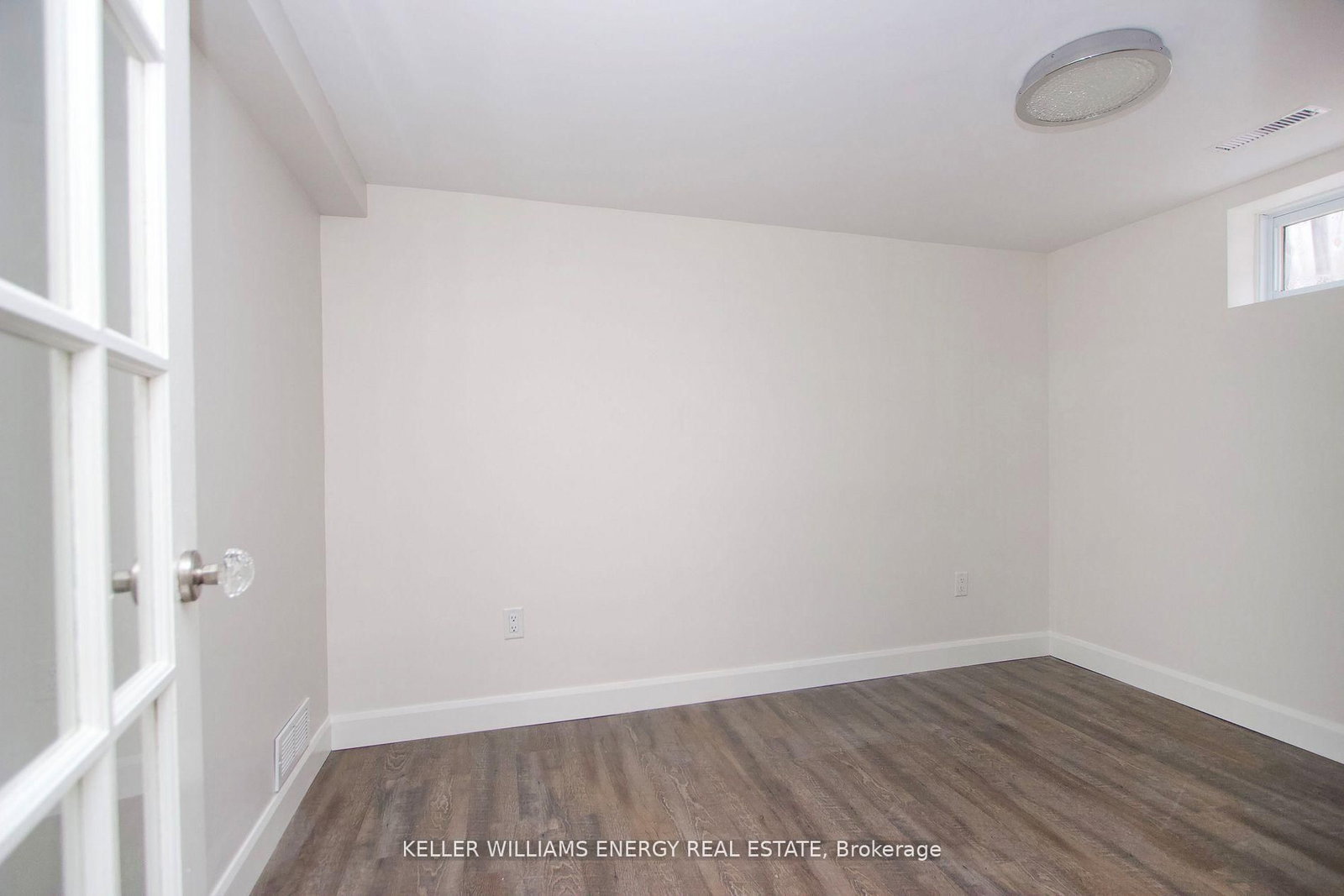 54 Chadburn Street, Unit Bsmt - Photo 10