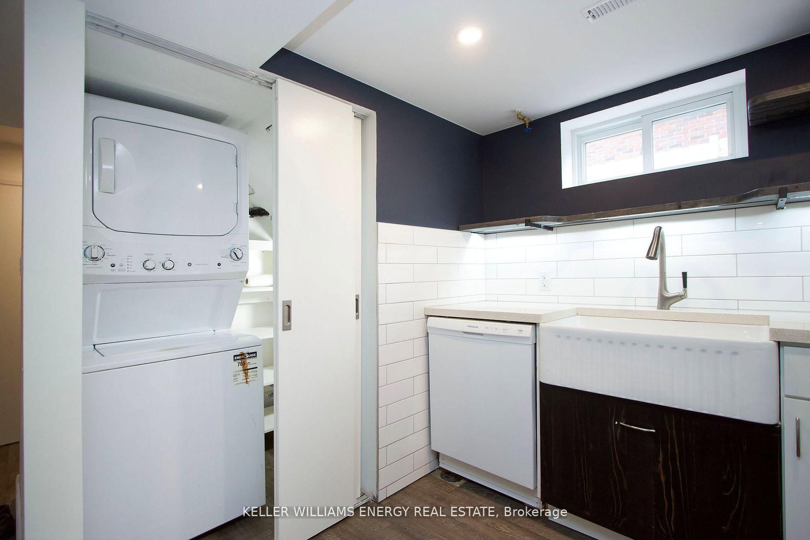 54 Chadburn Street, Unit Bsmt - Photo 13