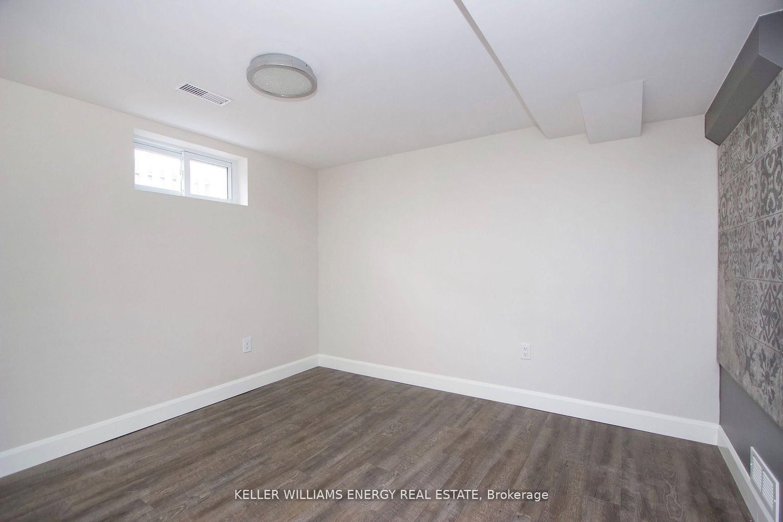 54 Chadburn Street, Unit Bsmt - Photo 8